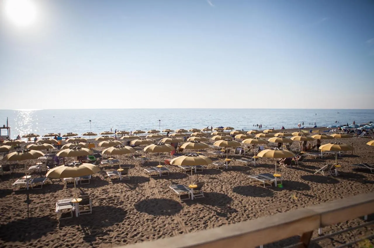 Il Cuoricino Podere Le Bozze Con Piscina, Wi-Fi, Posto Auto Castagneto Carducci Apartment