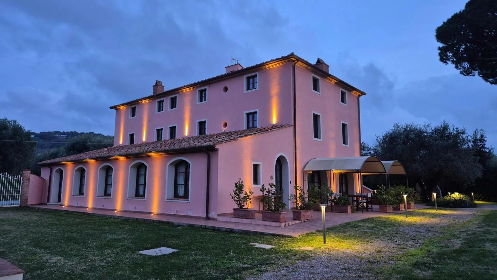 Il Cuoricino Podere Le Bozze Con Piscina, Wi-Fi, Posto Auto Castagneto Carducci Italy